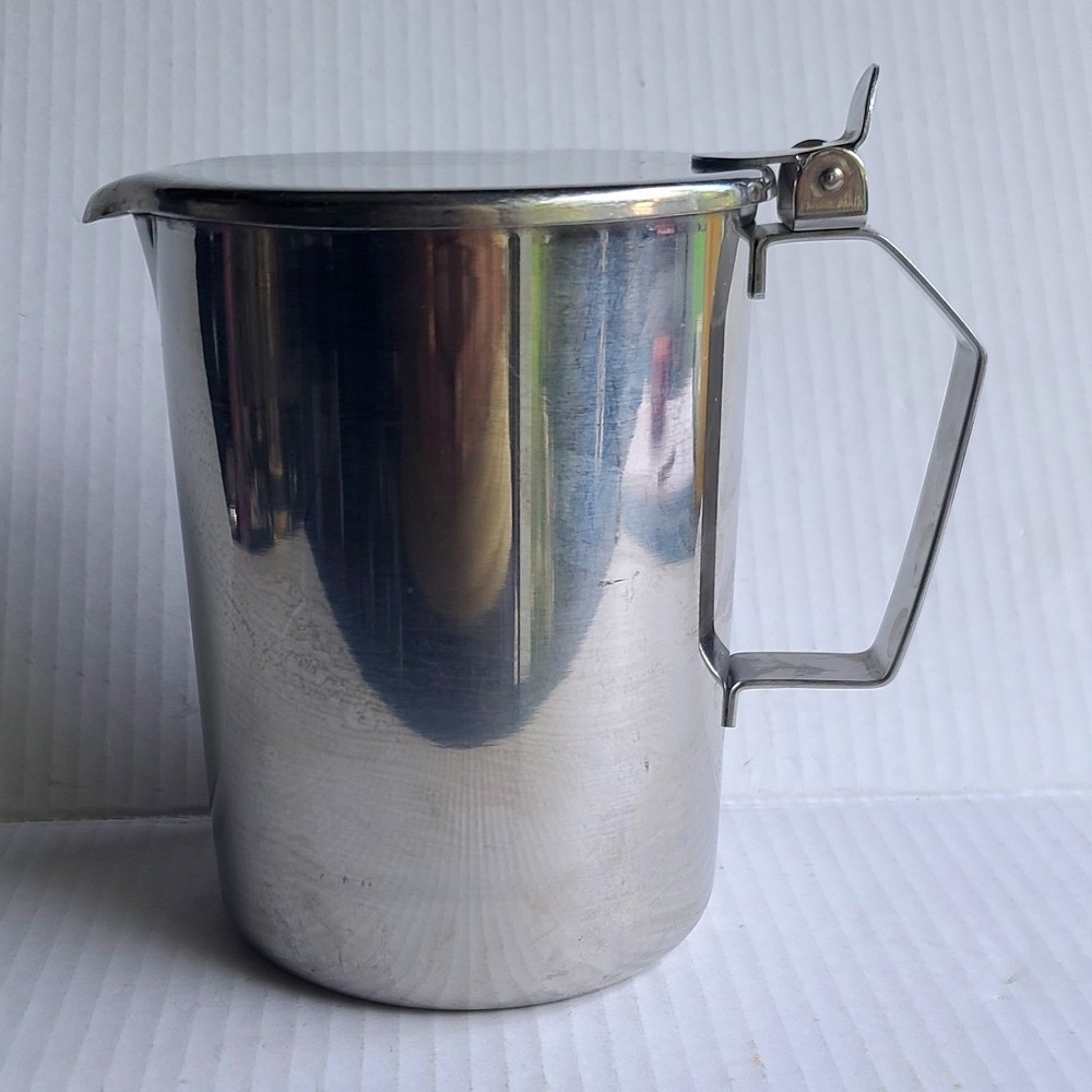 Vintage Polar 18/8 Stainless Steel 44 oz Pitcher Hinged Lid Type S-10 3-56